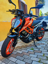 KTM DUKE 390 8400km