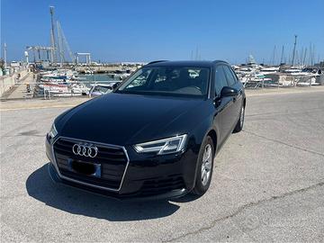 A4 avant nero