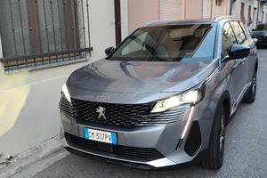 Peugeot 5008 allure km863