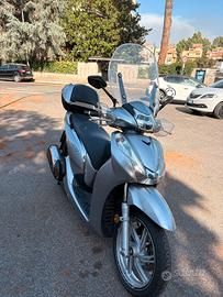 14.000 Km Motore nuovo Honda SH 300 ABS LED 2019!!