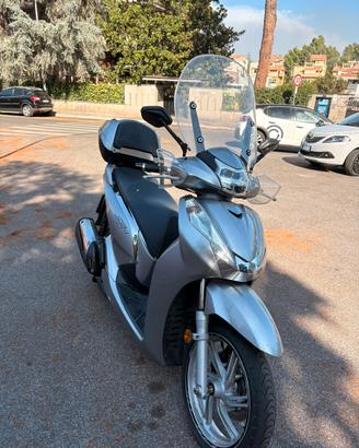 10.000 Km Motore nuovo Honda SH 300 ABS LED 2019!!