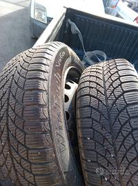 Pneumatici antineve + cerchi per Clio