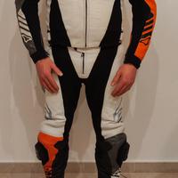 Macna Tracktix Tuta in pelle da moto traforata in 