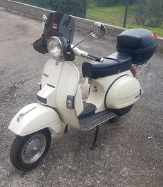 Vespa px125 arcobaleno