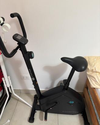 Cyclette essential decathlon