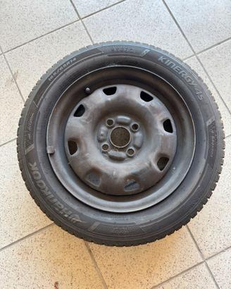 4 gomme Goodride / Hankook