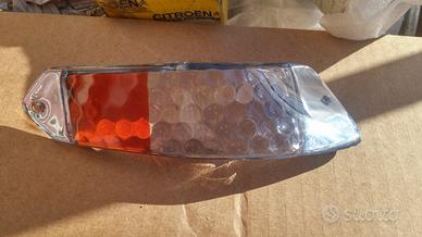 Citroen DS freccia NOS lato passeggero