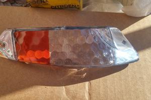 Citroen DS freccia NOS lato passeggero