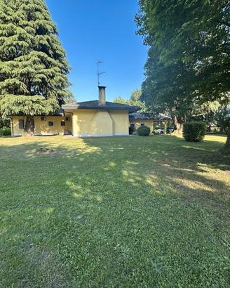 Marano villa con parco di 10.000mq