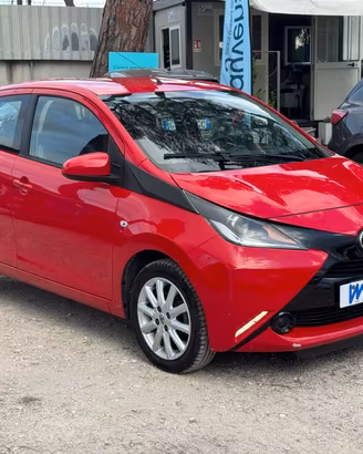 TOYOTA Aygo K-Play VVTI 1.0cc 70cv