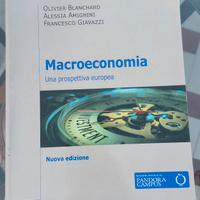 macroeconomia-libro universitario usato
