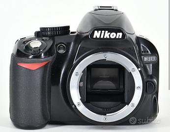 NIKON D 3100