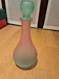 Bottiglia in vetro decorato