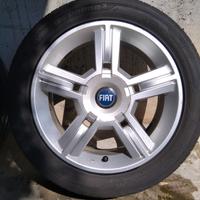n° 4 cerchi lega FIAT 4 fori+ n° 4 pneum estivi