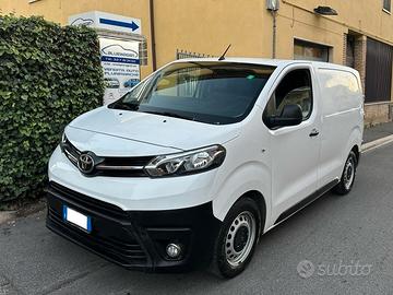 Toyota Proace 1.6D 3 POSTI FINANZIABILE