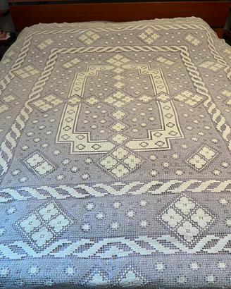 Copriletto d’Epoca in Pizzo Filet 200x220