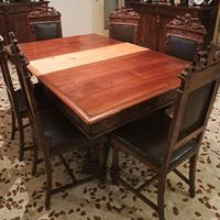 Tavolo antico in legno con 6 sedie