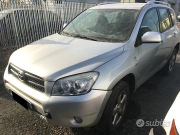 Ricambi Toyota RAV 4 2.2 D-4D 136 CV 2008