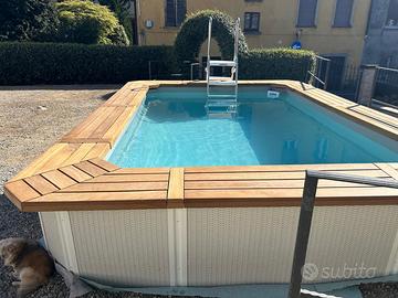 Piscina  semiinterrata