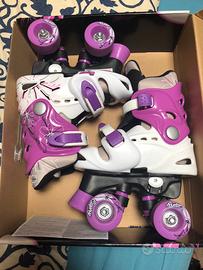 Pattini a rotelle, casco, paragomiti e parastinchi