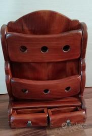 Portalettere in legno