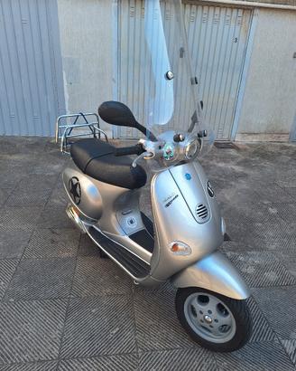 PIAGGIO VESPA ET4 150