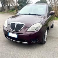 Lancia Ypsilon 1.4 Oro Ecochic GPL per Neopatentat