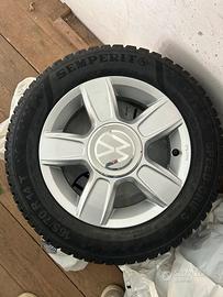 Gomme Invernali su cerchi in lega Volkswagen
