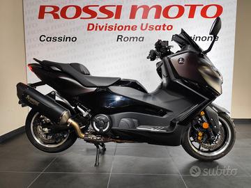 YAMAHA TMAX 560 TECH MAX 2025 DEMO