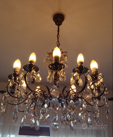 lampadario vintage con gocce di cristallo