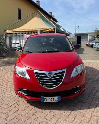 Lancia Ypsilon 1.2 69 CV 5 porte S&S Platinum