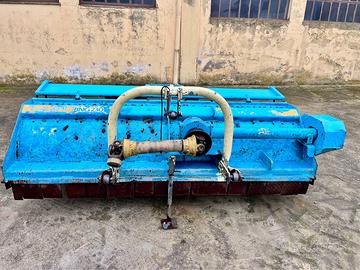 Trincia stocchi marca Nobili