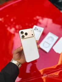 Iphone 17 Pro Max silver