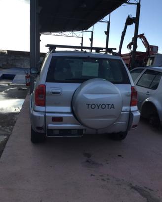Toyota rav 4 anno 03
