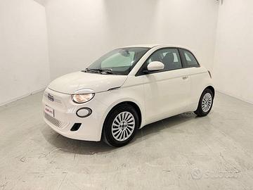 FIAT 500 Action Berlina 23,65 kWh