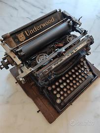 ANTICA MACCHINA DA SCRIVERE UNDERWOOD