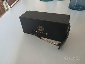 Occhiali da sole versace  