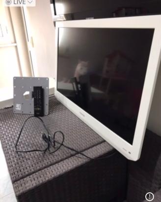 Tv schermo sottile 32 pollici toshiba