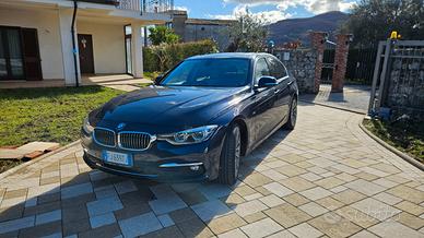 Bmw serie 3 - 320d Luxury