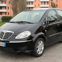 Lancia Musa Benzina-GPL ok neopatentati