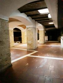 Cagliari, via Roma, locale commerciale di 360 m