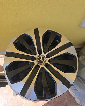 Cerchi in lega originali Mercedes-Benz 18"