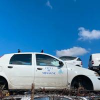 RICAMBI AUTO  FIAT PUNTO BIANCA 2001