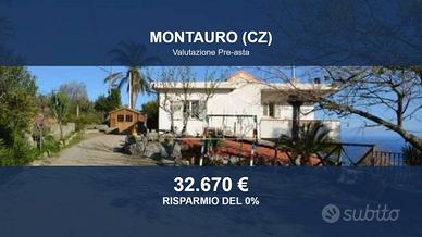 Immobile in asta di 132 m² con più di 5 locali a M