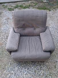 Poltrona microfibra effetto scamosciato