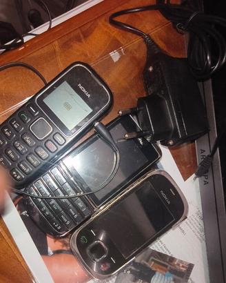 Lotto 3 Telefoni Nokia Vintage usati