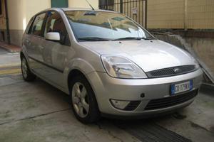 FORD Fiesta 1.2 16V 5 PORTE TECNO