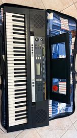 Tastiera Yamaha PSR E243