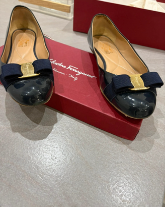 Ballerine vernice Salvatore Ferragamo numero 39