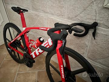 Trek madone sl6 telaio e manubrio